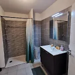 Appartamento Duplex à Pour 4 Personnes, Wifi, Parking Et Tramway Montpellier