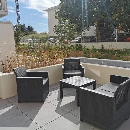 Appartamento Duplex à Pour 4 Personnes, Wifi, Parking Et Tramway Montpellier