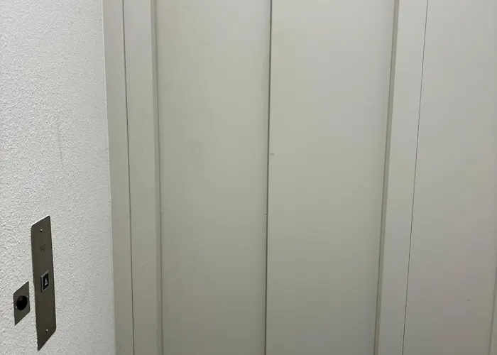 Appartement Duplex à Pour 4 Personnes, Wifi, Parking Et Tramway